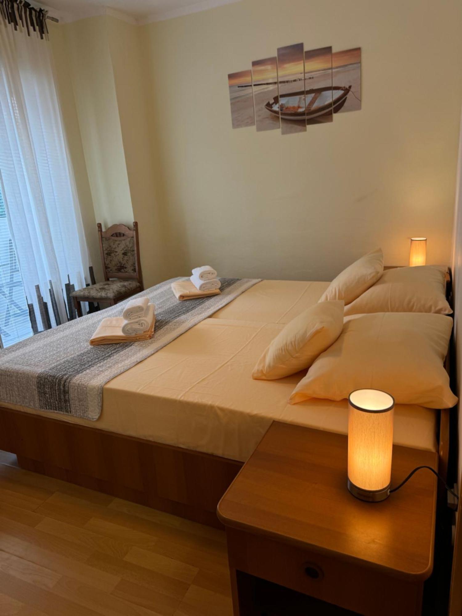 Pag Vero Apartments พาก ภายนอก รูปภาพ