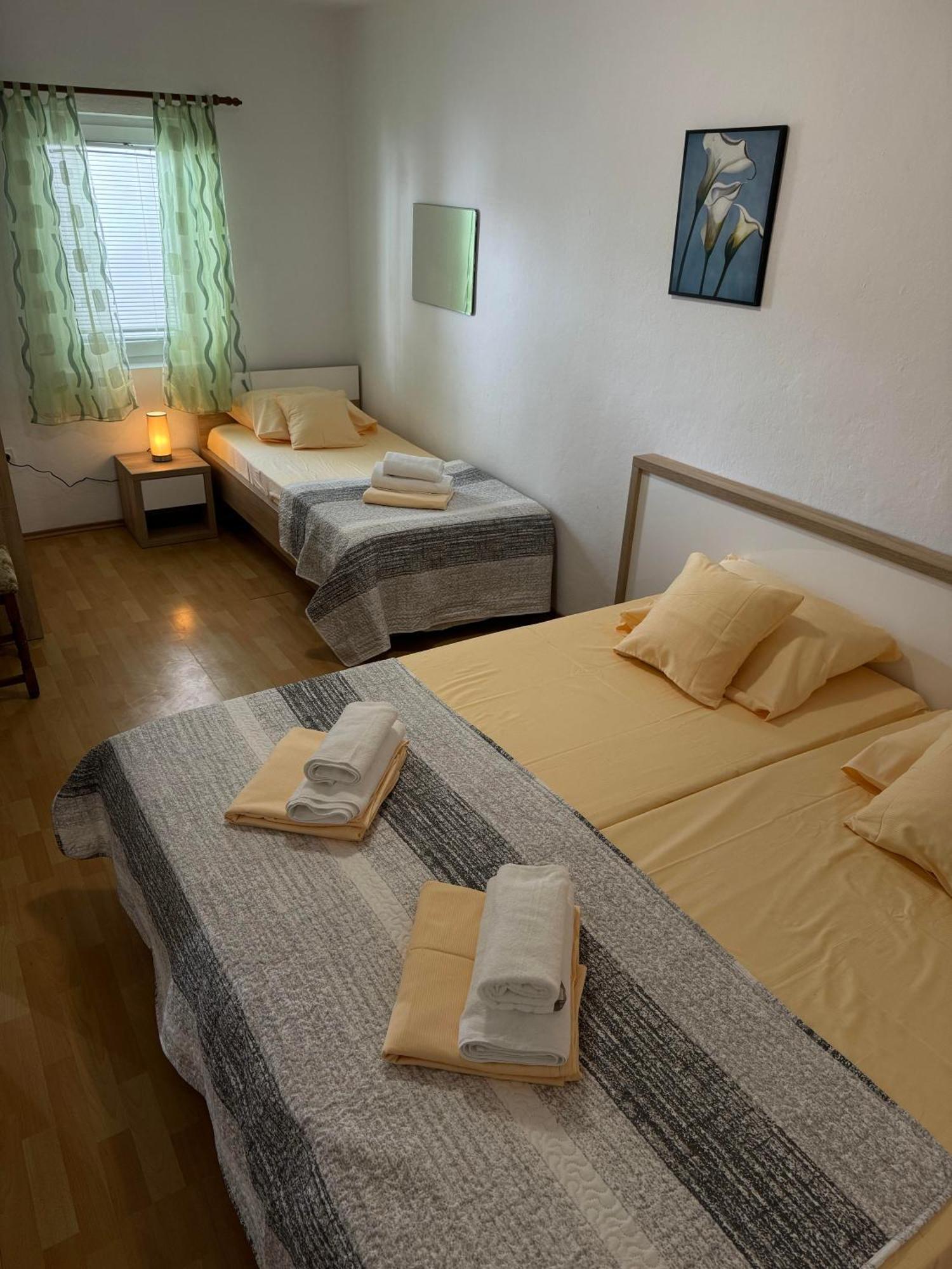 Pag Vero Apartments พาก ภายนอก รูปภาพ